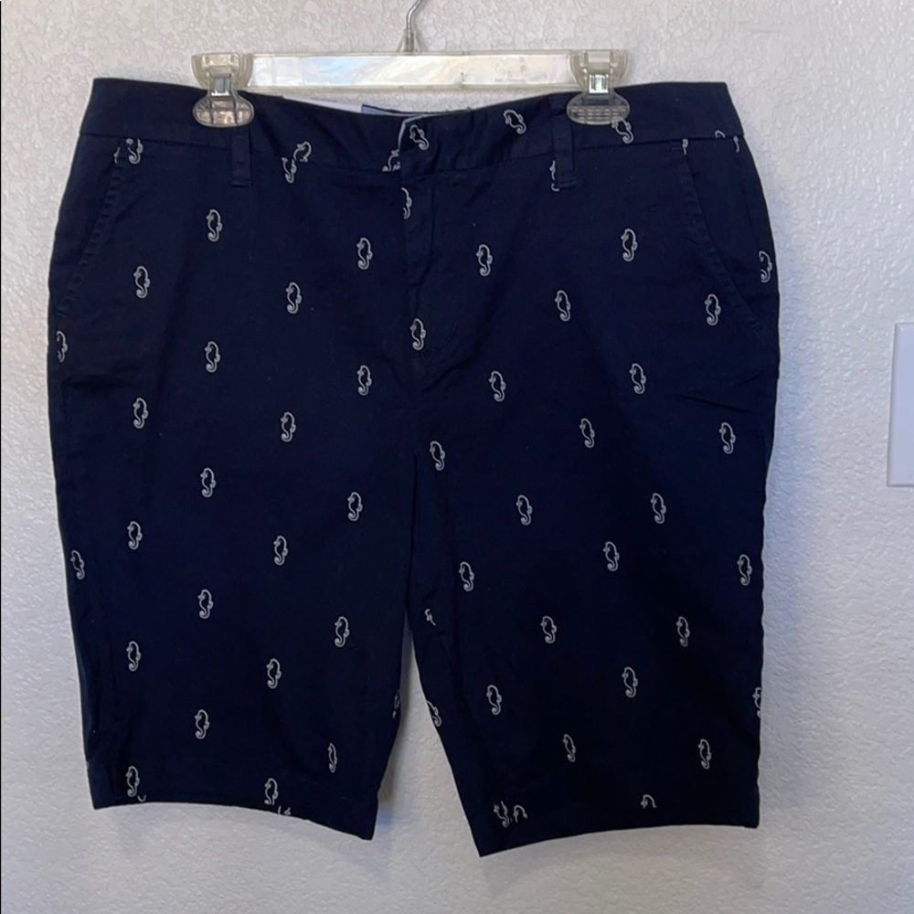 ANDREW MARC women’s bermuda short Seahorse print size 14 new